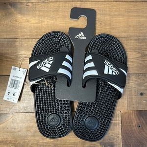 adidas Unisex-Adult Adissage Slides Sandal